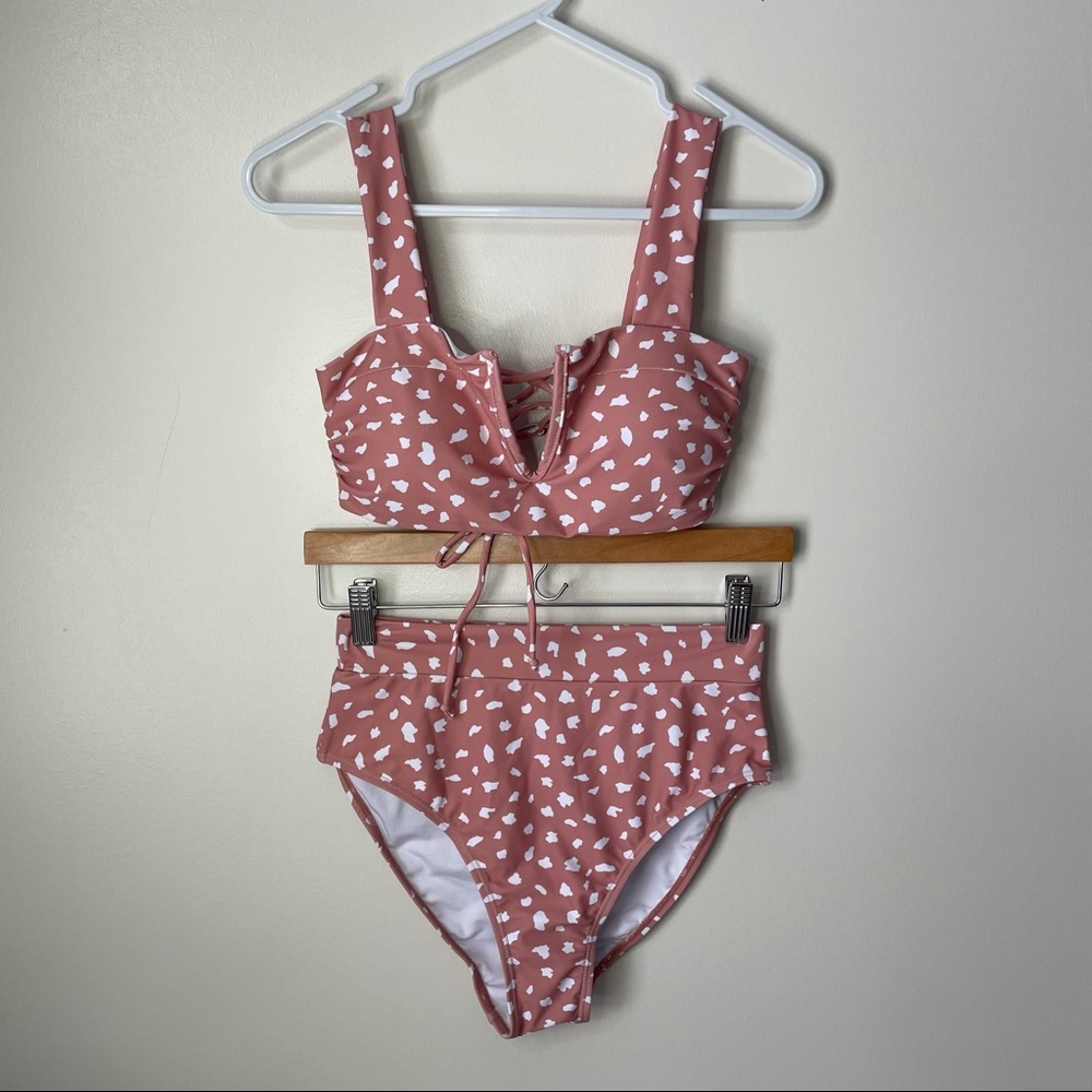 Pink & white geometric highrise bikini